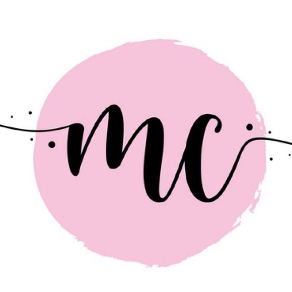 Meet your Posher, Molly - Picture 1 of 1